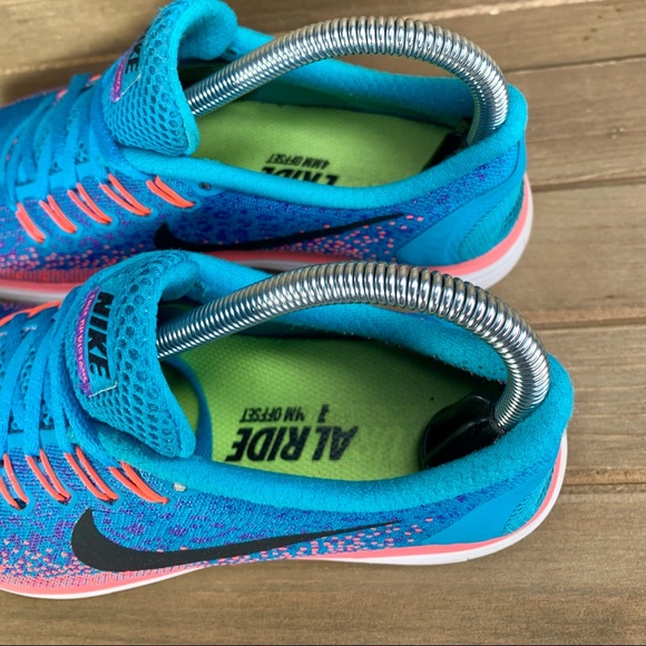 Womens Nike Free RN Distance Athletic Running Shoes - Picture 4 of 7